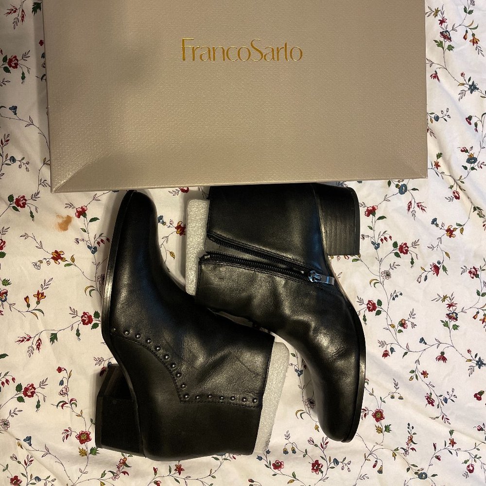 Black Franco Sarto leather booties size 6.5